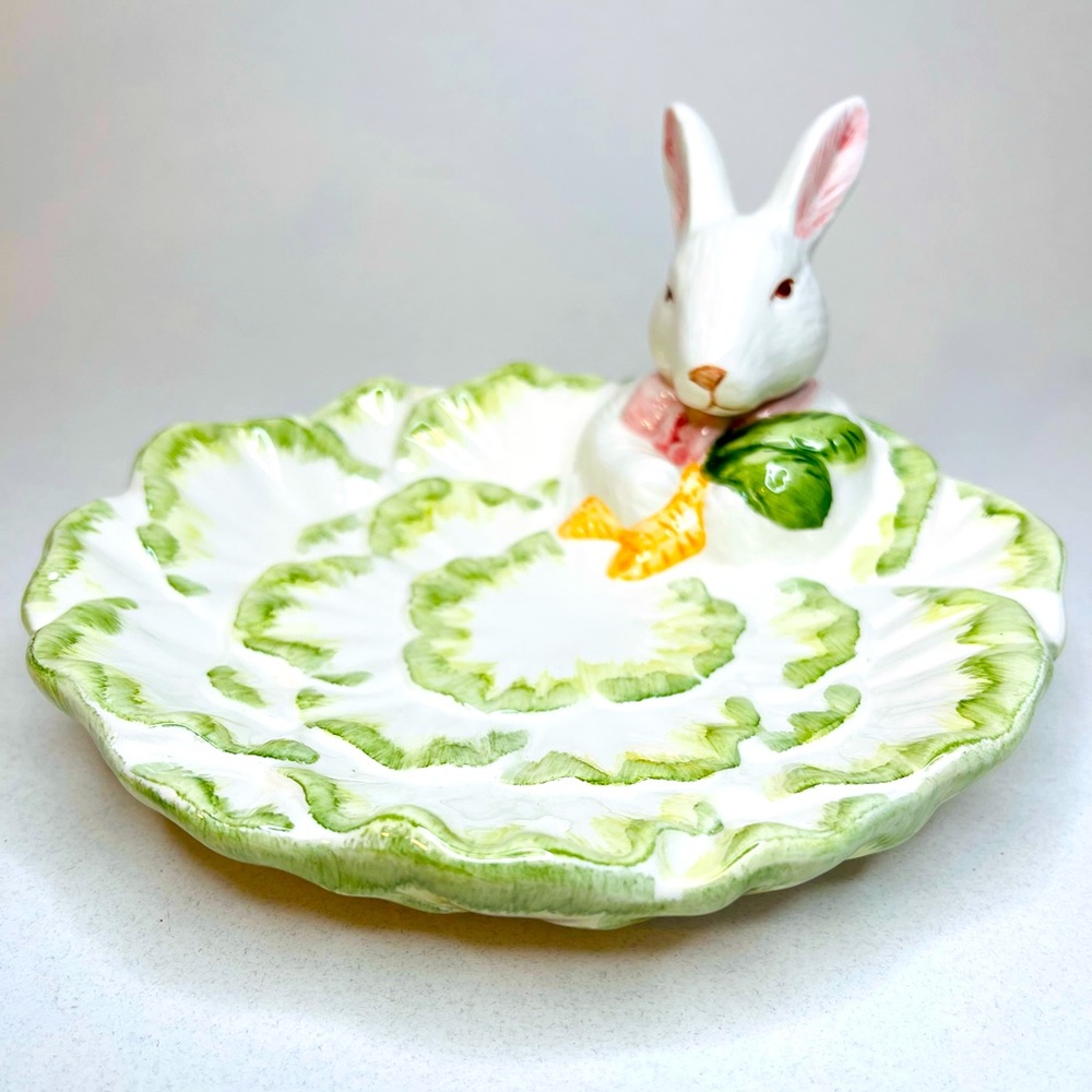 Kitschy Easter Bunny Cabbage Candy Trinket Soap Dish ~ Vintage Decor